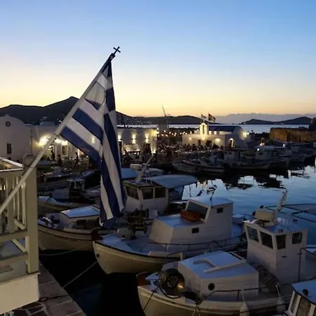 New Spacious With Balcony In The Heart Of Apartment Naousa (Paros)